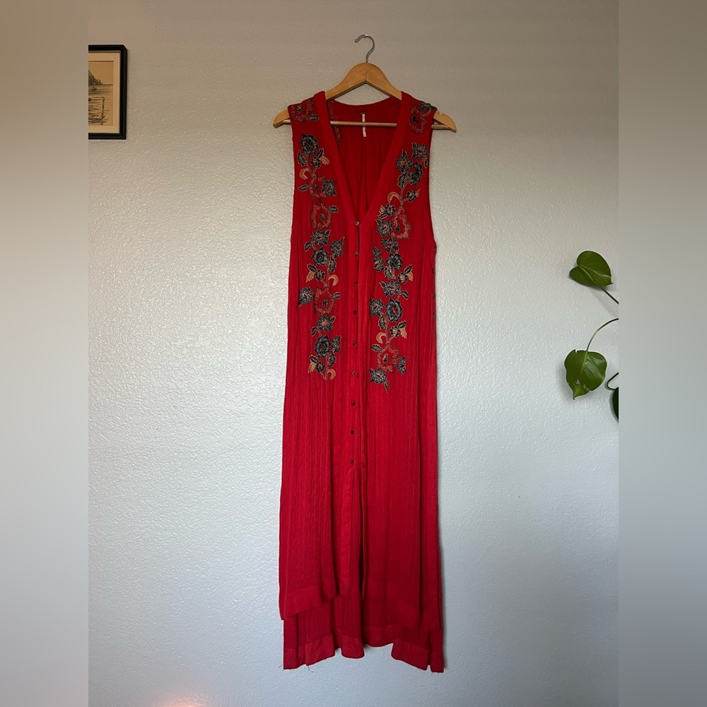Red Floral Embroidered Sleeveless Dress